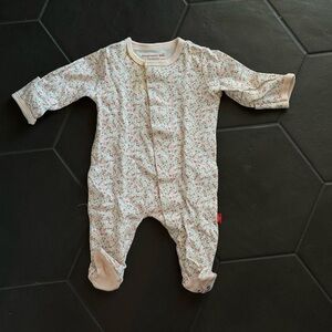 Magnetic Me Cream Floral Footie